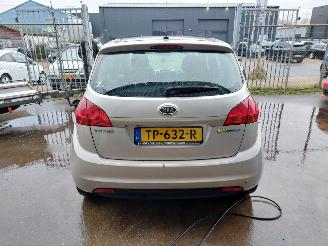 Kia Venga Venga MPV 1.4 CVVT 16V picture 5