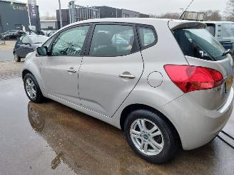 Kia Venga Venga MPV 1.4 CVVT 16V picture 4