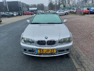 BMW 3-serie 3 serie (E46/2C) Cabrio 323 Ci 24V picture 2