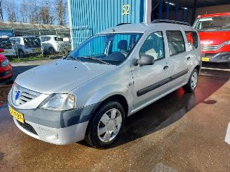 Damaged car Dacia Logan Logan MCV I (KS) Combi 1.6 (K7M-710) 2007/10