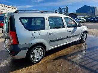 Dacia Logan Logan MCV I (KS) Combi 1.6 (K7M-710) picture 6