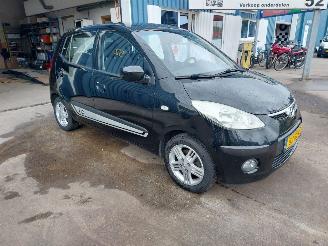 Hyundai I-10 i10 (F5) Hatchback 1.2i 16V picture 3