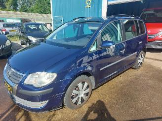 Unfallwagen Volkswagen Touran Touran (1T1/T2) MPV 1.4 16V TSI 140 2008/10