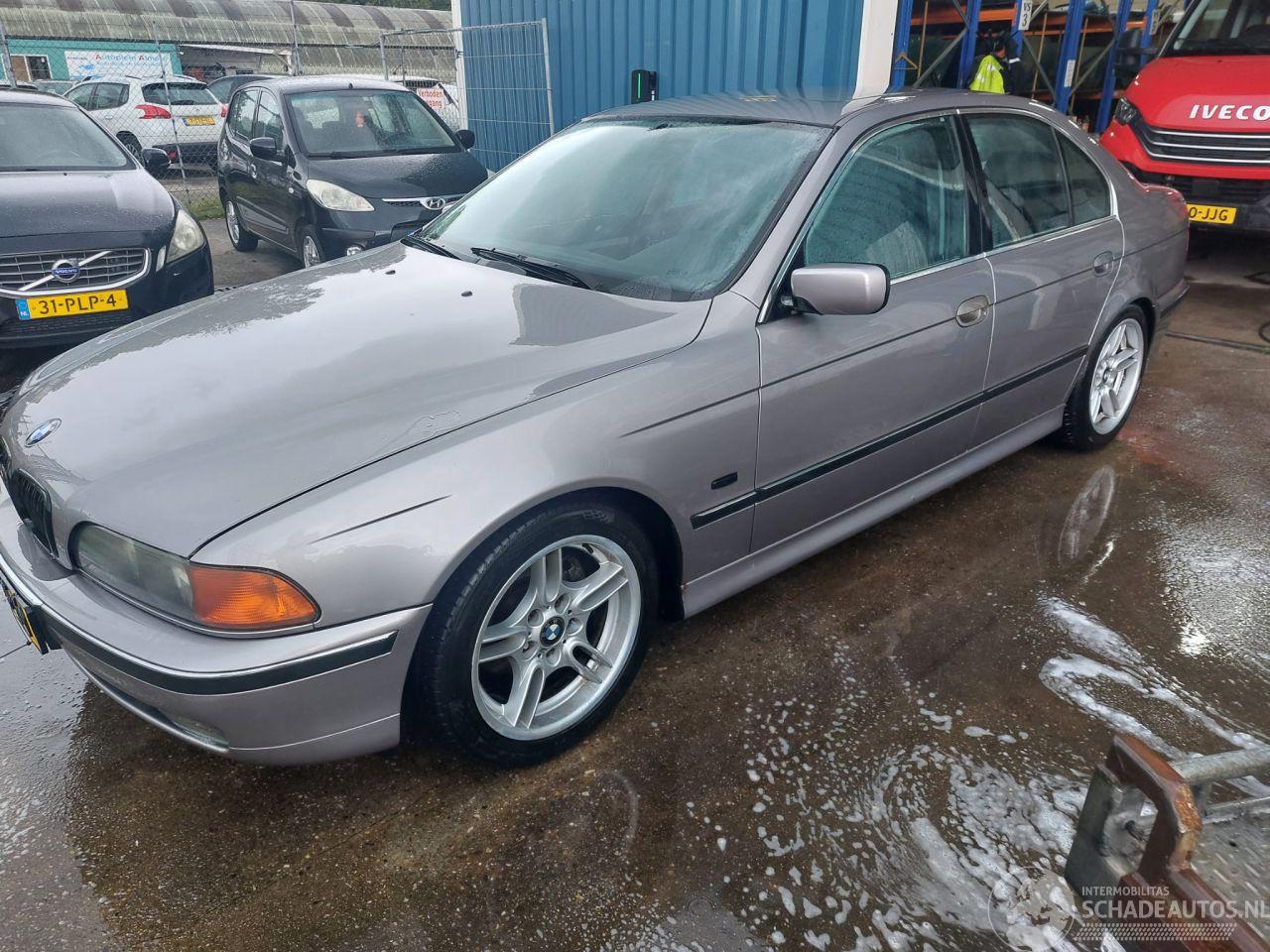 BMW 5-serie 5 serie (E39) Sedan 523i 24V