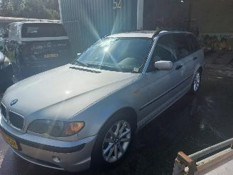 Voiture accidenté BMW 3-serie 3 serie Touring (E46/3) Combi 316i 16V 2003/6