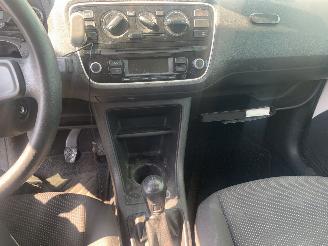 Volkswagen Up!  picture 11