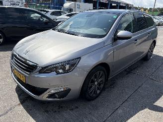  Peugeot 308 1.2 96KW Pano Clima Navi Led Camera Allure NAP 2017/2