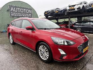 skadebil auto Ford Focus 1.0 Ecoboost 92KW Hybrid Titanium X Clima Navi Camera Led Business NAP 2021/3