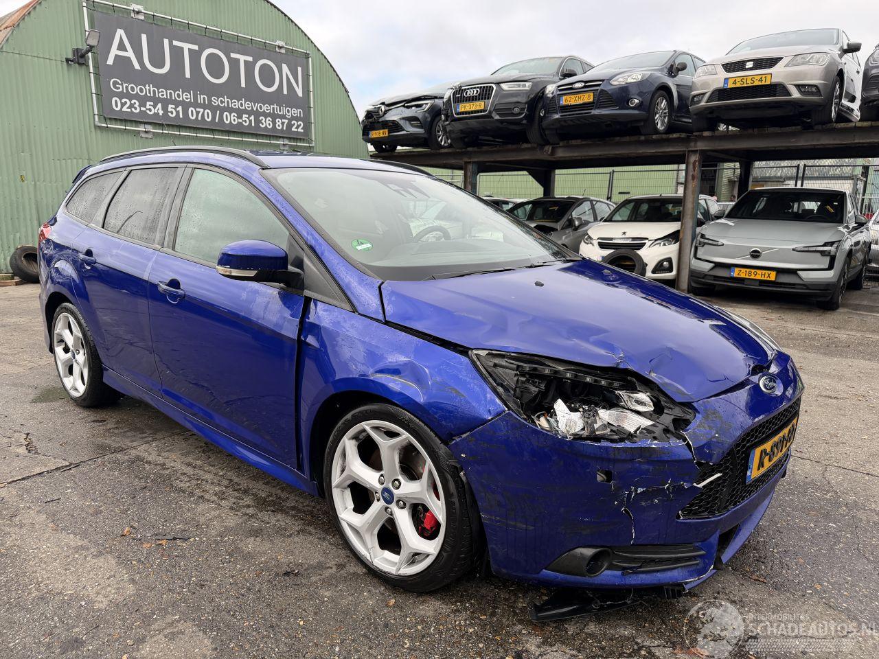 Ford Focus 2.0 ST-3 250PK Ecoboost Clima Recaro Sport Stoelen