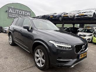 Unfallwagen Volvo Xc-90 2.0 T8 Twin Engine 235KW AWD Inscription Clima Navi 7-Pers NAP 2015/12