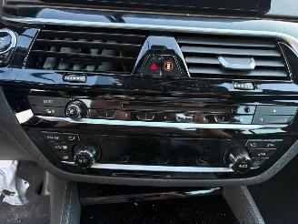 BMW 5-serie 540D Touring xDrive 235kW High Executive picture 20