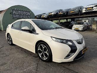 Unfallwagen Opel Ampera 1.4 Hybrid 111KW Autom. Clima Navi Leer Camera 2013/4