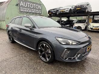 Vaurioauto  passenger cars Cupra Formentor 1.5 TSI 110KW DSG e-Hybrid Clima Navi Led Xenon Sportstourer NAP 2025/4