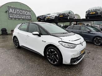 uszkodzony samochody osobowe Volkswagen ID.3 58 kWh 150KW First Clima Navi NAP 2020/11