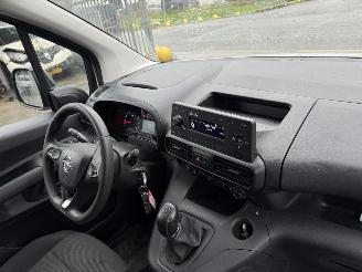 Opel Combo 1.5D 75KW L2H1 Airco Schuifdeur Edition NAP picture 10