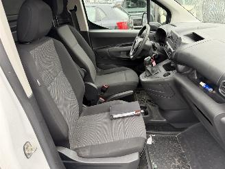 Opel Combo 1.5D 75KW L2H1 Airco Schuifdeur Edition NAP picture 9