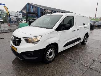Opel Combo 1.5D 75KW L2H1 Airco Schuifdeur Edition NAP picture 5