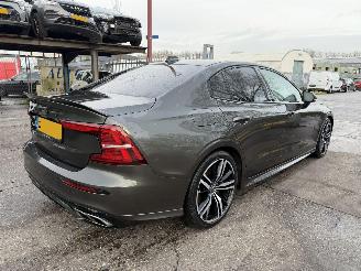 skadebil auto Volvo S-60 2.0 T6 Recharge 253PK Autom. Pano Clima Navi AWD R-Design NAP 2020/11