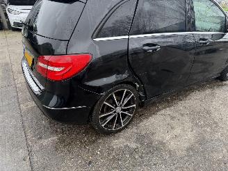 Mercedes B-klasse 200 CDI 100KW Autom. Navi Clima Leer Led Ambition picture 13