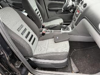 Ford Focus 1.6 74KW Airco 5-Drs Titanium picture 7