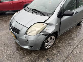 Toyota Yaris 1.3 VVTI 64KW Terra 5-Deurs picture 11