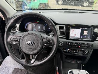 Kia e-Niro 64 kWh 150KW Autom. Clima Navi Led Xenon ExecutiveLine picture 8