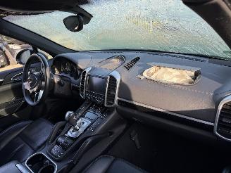 Porsche Cayenne 3.0 S 245KW E-Hybrid Autom. Pano Clima Navi Led NAP picture 6