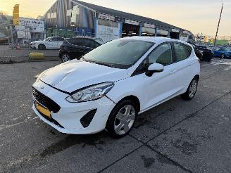 Auto incidentate Ford Fiesta 1.1 63KW Airco 5-Deurs NAP 2019/11