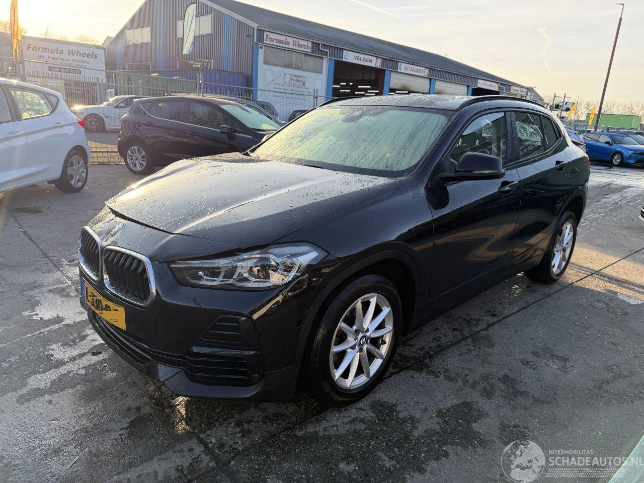 BMW X2 2.0i SDrive 131KW  Autom. Clima Navi Led Business Edition NAP