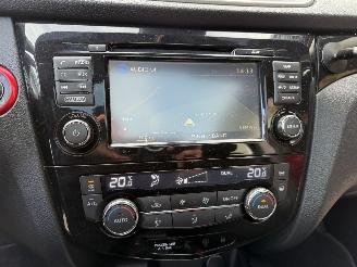 Nissan Qashqai 1.2 85KW Pano Clima Navi Premier Edition Led 360view picture 10