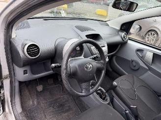 Toyota Aygo 1.0-12V 50KW 5-Deurs Acces NAP picture 6