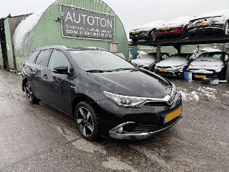 Schadeauto Toyota Auris Touring Sports 1.8 Hybrid 73KW Pano Clima Navi Executive 2018/8