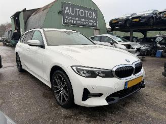 Coche accidentado BMW 3-serie 330e 135KW Autom. Clima Navi Leer Led 2021/5