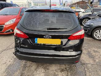 Ford Focus 1.6 TDCI 77KW Clima Navi Led Xenon Titanium picture 3