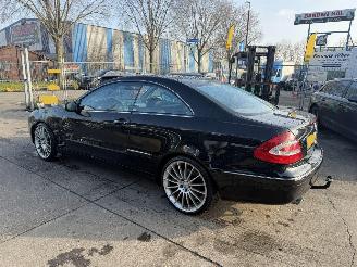 Mercedes CLK 320 V6 160KW Automaat Clima Navi Avantgarde picture 5