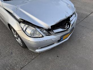 Mercedes E-klasse 250 CGI Coupe 150KW Autom. Clima Navi Leer Xenon Elegance picture 17