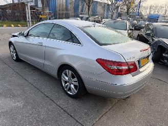 Mercedes E-klasse 250 CGI Coupe 150KW Autom. Clima Navi Leer Xenon Elegance picture 3