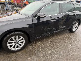 Volkswagen Passat 1.5 TSI 110KW DSG Clima Navi Led Xenon Business R NAP picture 15