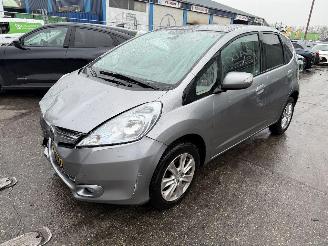 skadebil auto Honda Jazz 1.4 Hybrid 65KW Autom. Clima Pano Elegance NAP 2012/2