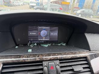 BMW 5-serie 520i 125KW Autom. Clima Navi Xenon Business Line Edition II picture 14