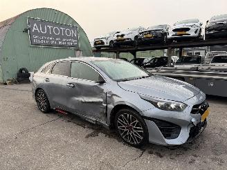 krockskadad bil auto Kia Proceed 1.6 T-GDI 150KW Autom. GT Clima Navi Camera NAP 2022/10