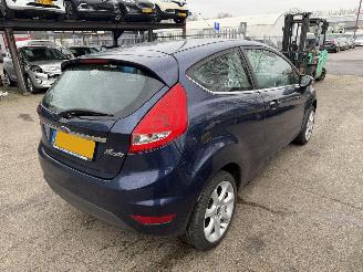 skadebil auto Ford Fiesta 1.25 44KW Airco Titanium NAP 2011/9