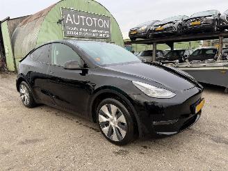 Unfallwagen Tesla Model Y 75 kWh Long Range AWD 258KW Clima Navi Pano Led NAP 2021/12