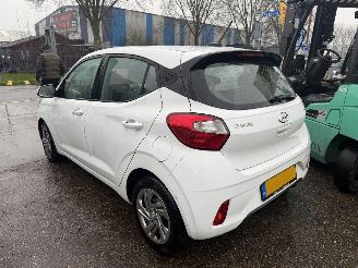 Vaurioauto  passenger cars Hyundai I-10 1.0 49KW Comfort Airco 5-Deurs Led NAP 2021/12