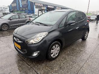 Coche accidentado Hyundai Ix20 1.6i 92KW i-Drive Clima 5-Deurs 2011/4