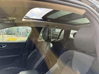 Volvo V-60 2.0 D3 Autom. 110KW Pano Clima Navi Camera picture 7