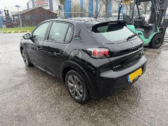 Peugeot e-208 50 kWh 100KW EV Clima Navi Led Active Pack NAP picture 3