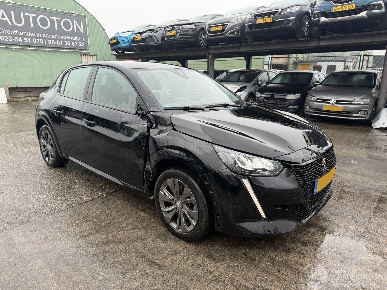 Peugeot e-208 50 kWh 100KW EV Clima Navi Led Active Pack NAP