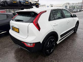 damaged passenger cars Kia Niro 46.8 kWh 150KW Clima Navi Led Camera NAP 2024/10