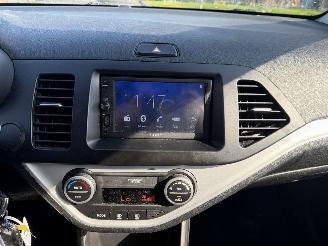 Kia Picanto 1.0 CVVT 51KW Clima Led First Edition 5-Drs NAP picture 11